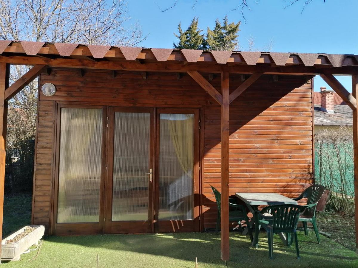 Hullám Panzió Hajduszoboszlo Exterior foto